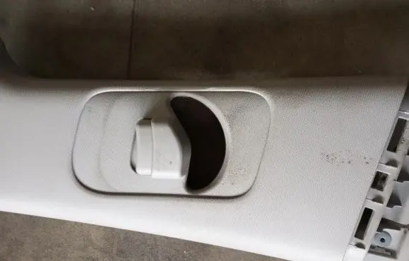 KIA Sportage Seat belt trim 858303U020