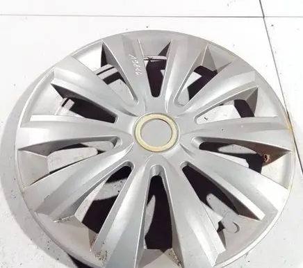 Toyota Previa (XR30, XR40) II R15 wheel hub/cap/trim 