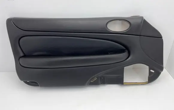 Jaguar XK8 - XKR Front door card panel trim 32026