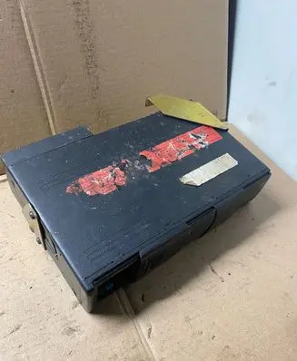 BMW 5 E39 CD/DVD changer 6913389 020258