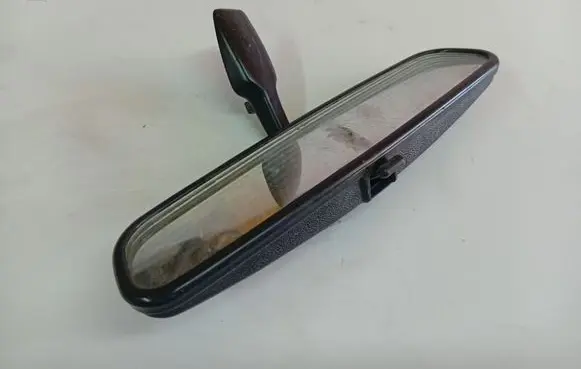 Mazda 121 Rear view mirror (interior) 