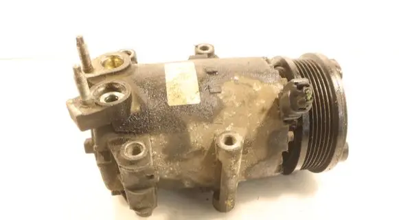 Ford Focus Air conditioning (A/C) compressor (pump) 