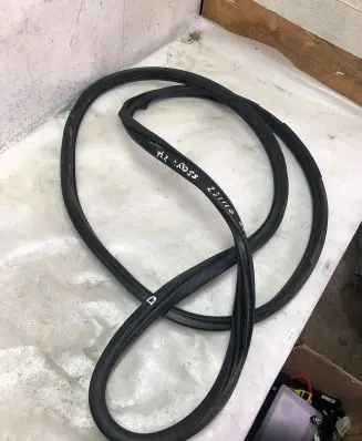 Mitsubishi Eclipse Cross Front door rubber seal