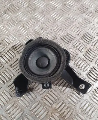 Volvo XC40 Front door speaker 31456872