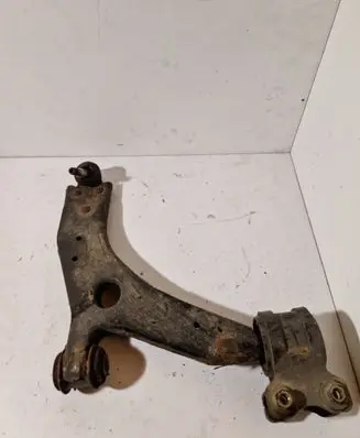 Ford Focus C-MAX Front lower control arm/wishbone