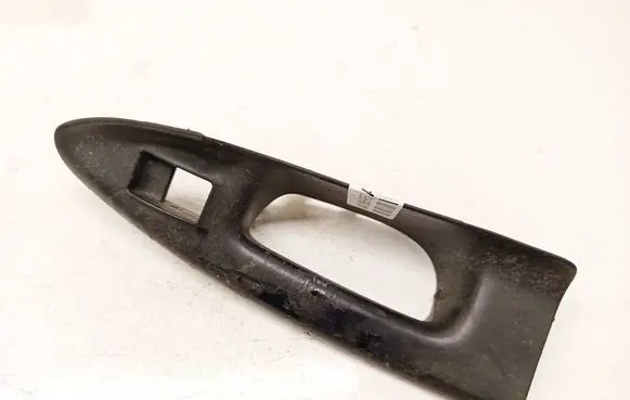 Audi A4 S4 B5 8D Front door window switch trim 8d1867172a