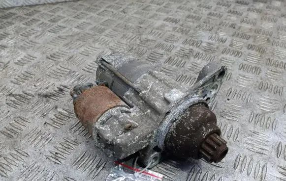 Skoda Octavia Mk2 (1Z) Starter motor