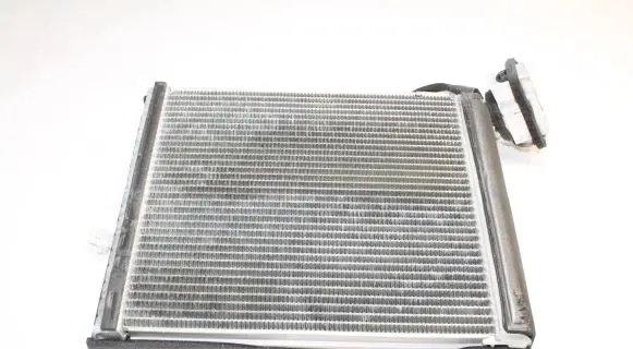 Toyota Prius (XW30) Air conditioning (A/C) radiator (interior) 4475003691