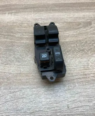 Toyota Corolla Verso AR10 Electric window control switch 54355669D 1000422