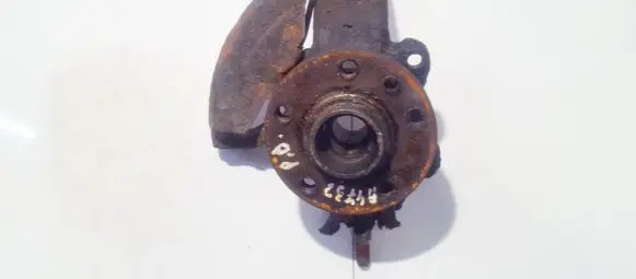Seat Alhambra (Mk1) Front wheel hub