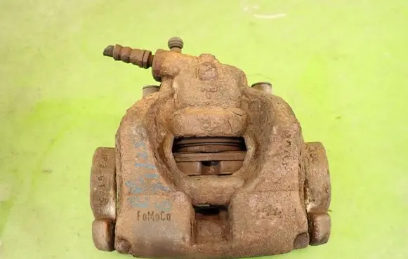 Ford S-MAX Front brake caliper