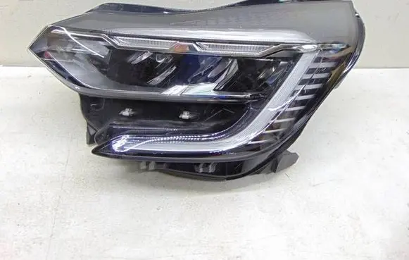 Renault Captur II Headlight/headlamp 01393011 1EX2472 260601693R