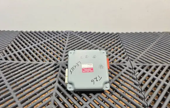 Lexus CT 200H Other control units/modules 8989247080 1751007280