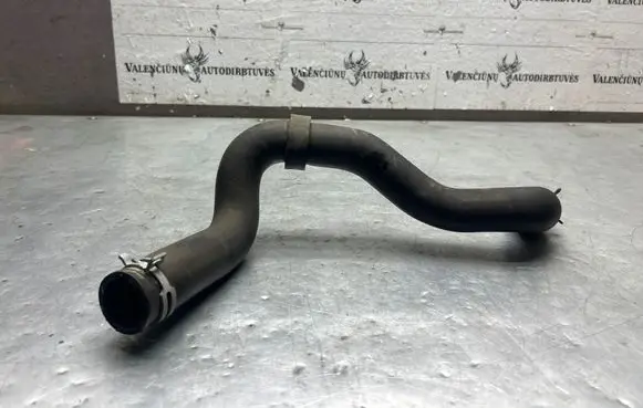 Renault Captur Engine coolant pipe/hose 215014208r