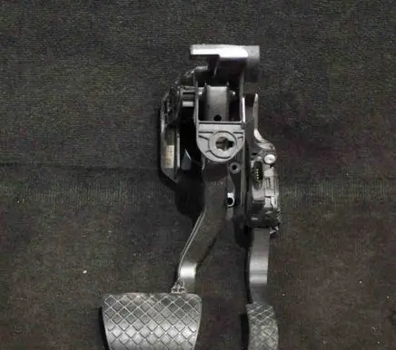 Porsche Macan (95B) Brake pedal 95B723031C