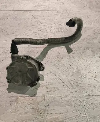 Mercedes-Benz E W212 Vacuum pump A2712301665