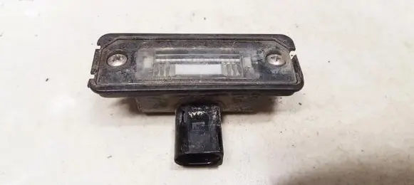 Volkswagen Golf V Number plate light 1J6943021B
