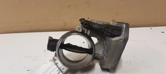 BMW 3 E90 E91 Throttle body valve 780437302