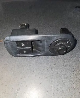 Renault Trafic II (X83) Electric window control switch 29181 8200011867 9116523