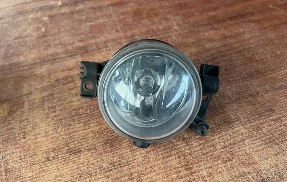Ford C-MAX I Front fog light 3M5115K202AA