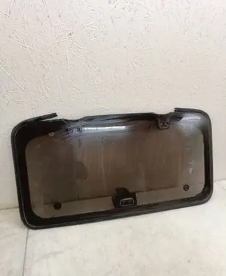Nissan Terrano Sunroof glass 