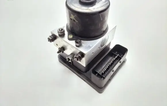 BMW X5 E70 ABS Pump 6757062