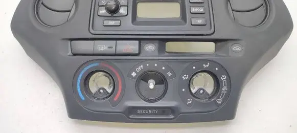 Toyota Yaris Climate control/heater control trim 86110-0D030