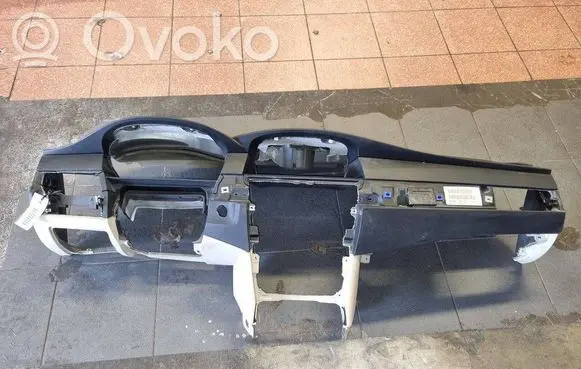 BMW 5 E60 E61 Dashboard 5145713851003