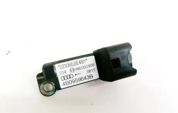Audi A6 S6 C5 4B Airbag deployment crash/impact sensor 4B0959643B
