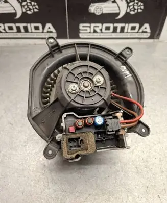 Mercedes-Benz E W210 Heater fan/blower 