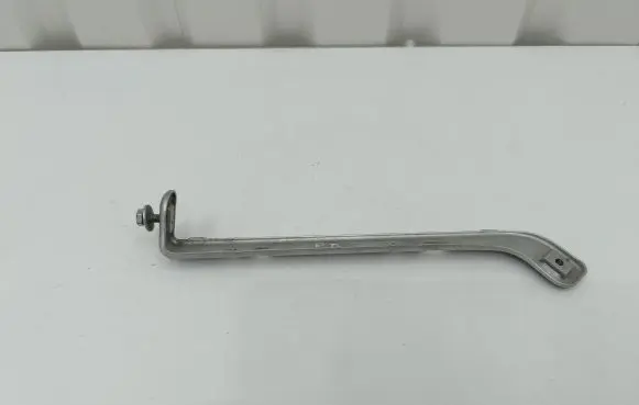 Ford Mustang VI Fender mounting bracket FR3B16C198BC