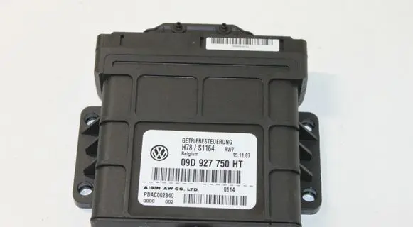 Audi Q7 4L Gearbox control unit/module 09D927750HT
