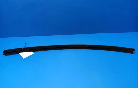 Audi A3 S3 8V Rubber seal front door window/glass 8V5837479
