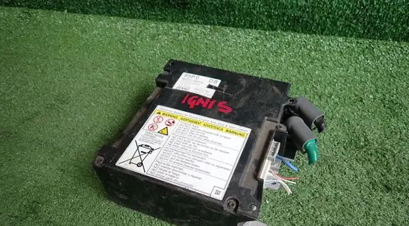 Suzuki Ignis Hybrid / electric car battery 9651068P04