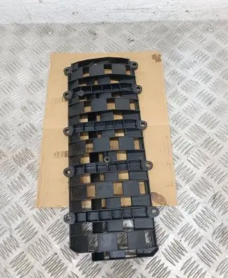 BMW 5 E60 E61 other engine part 7793900 62440410