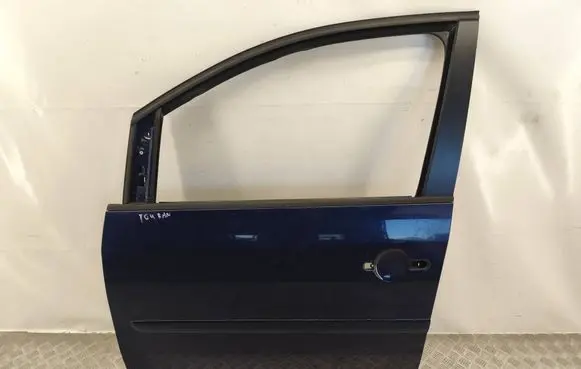 Volkswagen Touran I Front door