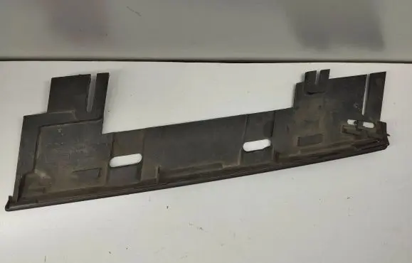 Under headlight/headlamp trim