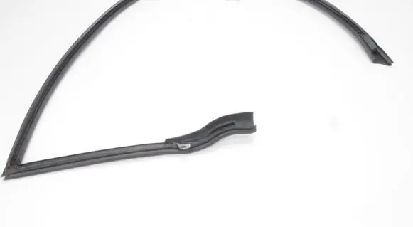 Aston Martin DB11 Front door rubber seal LEWY