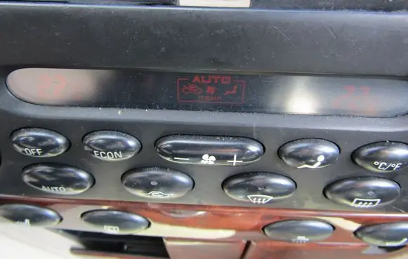 Aixam A751 Air conditioning/heating control unit 