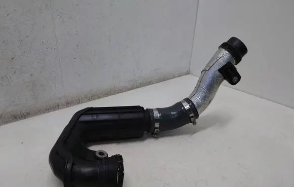 Mercedes-Benz C W205 Intercooler hose/pipe 144603933R