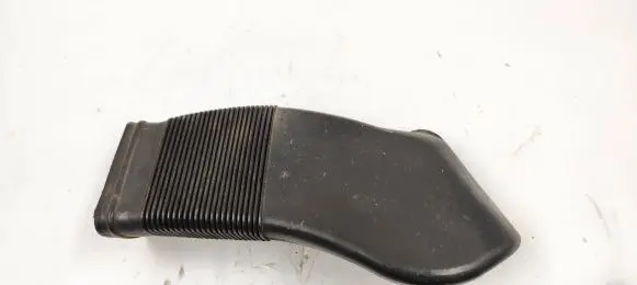 Audi A4 S4 B5 8D Air intake hose/pipe 8D0129617E