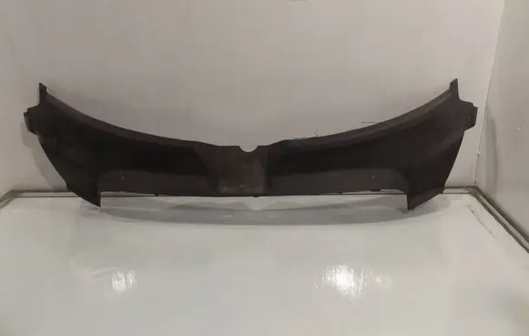 Audi A6 S6 C6 4F Radiator trim 4F0807081