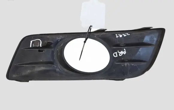 Volvo V50 Front fog light trim/grill 30779101