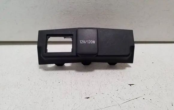 Toyota Corolla E210 E21 12 V Socket (front) 5891102640
