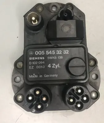 Mercedes-Benz E W124 Ignition amplifier control unit 0055453232 5WK6138 D102094