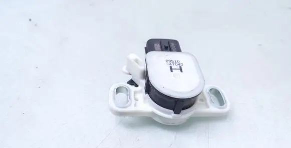 Toyota C-HR I Brake pedal sensor switch 8951047040