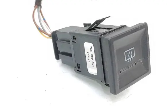 Volkswagen Transporter - Caravelle T5 Windscreen/window heater switch 7E0959621