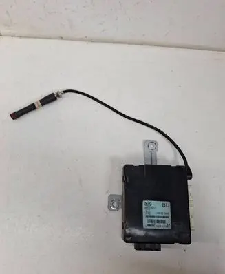 KIA Sorento Other control units/modules 954003E310 10R021806 S500500444