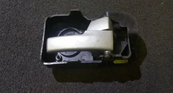 Ford Mondeo Mk III Rear door interior handle 1s71f22600af 1s71-f22600-af