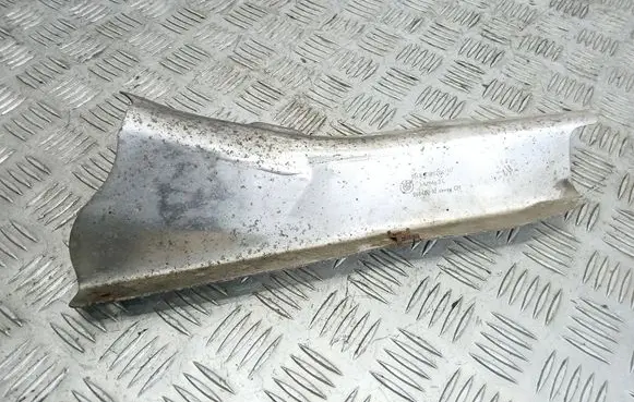 BMW 5 F10 F11 Heat shield in engine bay 7185204 24640010